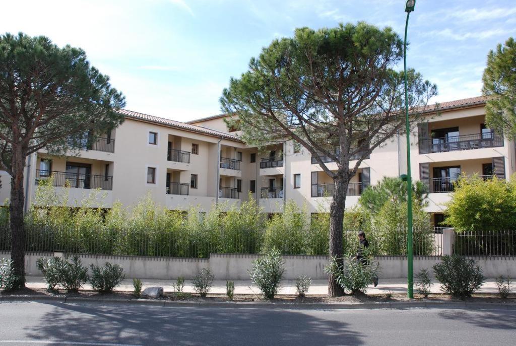 Appartement 3 Min A Pied Du Centre D'Uzes Parking Piscine Экстерьер фото