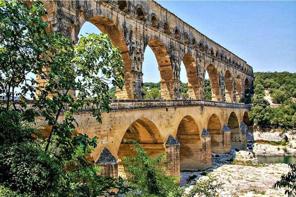 Appartement 3 Min A Pied Du Centre D'Uzes Parking Piscine Экстерьер фото
